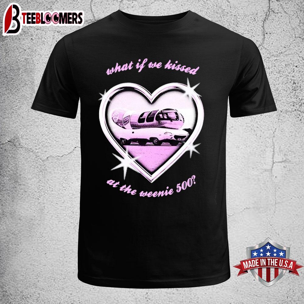 Paradise Of Flowers Kissin At The Race Unisex T-Shirt